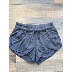 Lululemon Strength and Tone Shorts Coal Gray Yoga Athletic Size 4